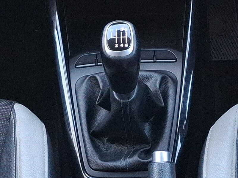 Used Kia Stonic 2018 for sale - 78013537: Photo 12