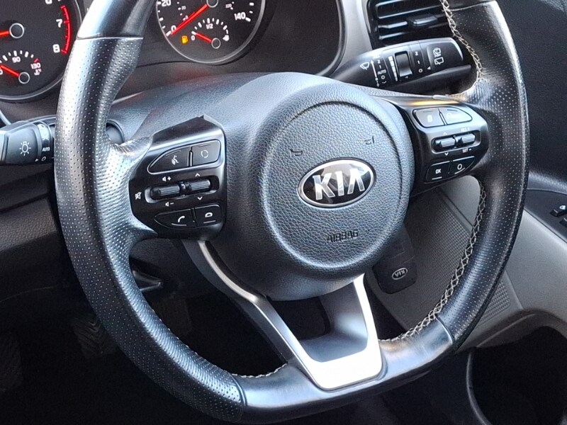 Used Kia Stonic 2018 for sale - 78013537: Photo 16