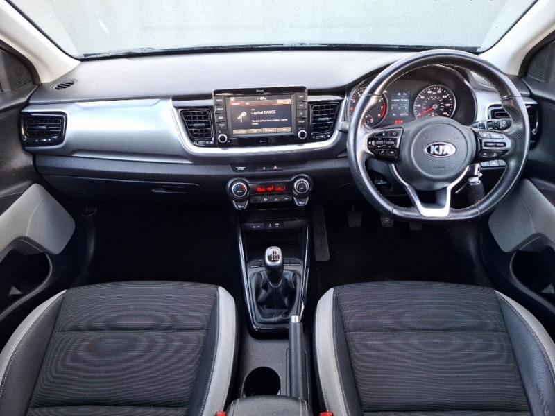 Used Kia Stonic 2018 for sale - 78013537: Photo 2