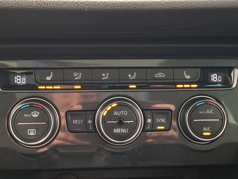 Used Volkswagen Tiguan 2017 for sale - 76325838: Photo 15