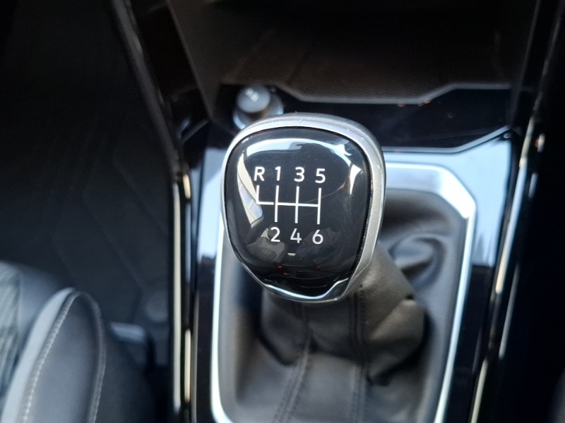 Used Volkswagen T-Roc 2023 for sale - 77160234: Photo 15