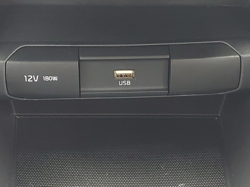 Used Kia Stonic 2024 for sale - 76331848: Photo 15