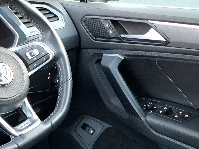 Used Volkswagen Tiguan 2019 for sale - 76621796: Photo 11