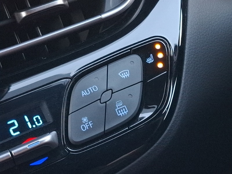 Used Toyota C-HR 2023 for sale - 77078436: Photo 15