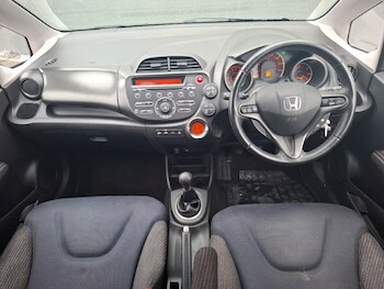 Used Honda Jazz 2014 for sale - 78841970: Photo