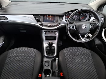 Used Vauxhall Astra 2020 for sale - 76052048: Photo 2