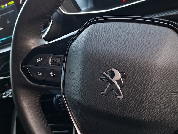 Used Peugeot 2008 2023 for sale - 76301817: Photo 16