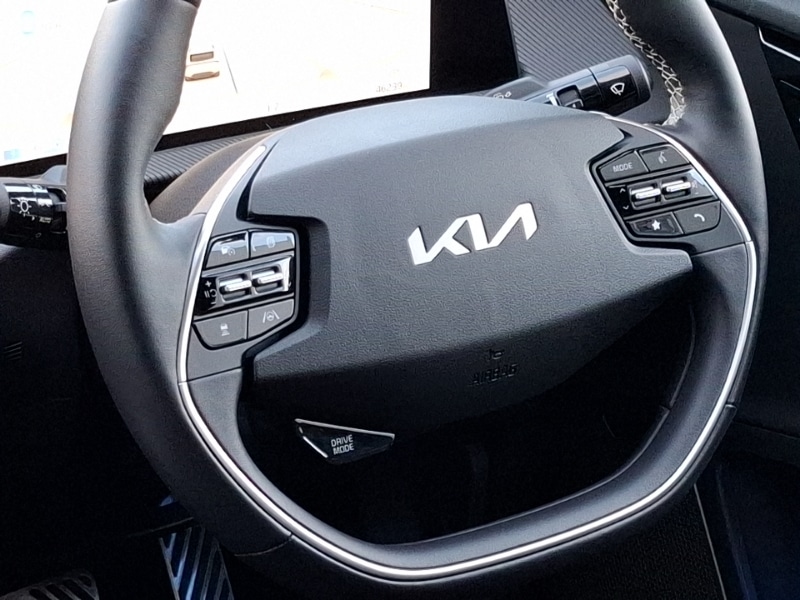 Used Kia EV6 2023 for sale - 76795312: Photo 16