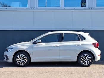 Used Volkswagen Polo 2023 for sale - 78415556: Photo