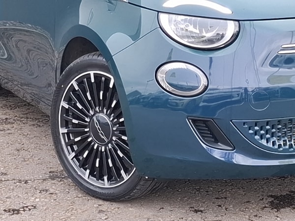 Used Fiat 500 2023 for sale - 76318903: Photo 9