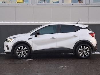 Used Renault Captur 2022 for sale - 77090306: Photo