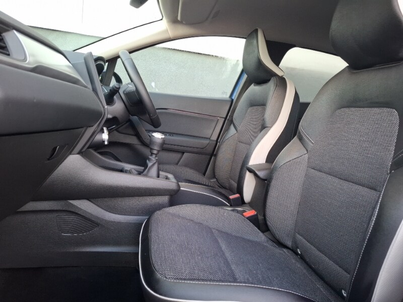 Used Renault Captur 2022 for sale - 77004737: Photo 5