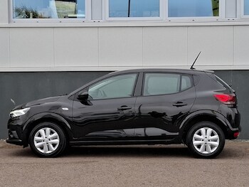 Used Dacia Sandero 2023 for sale - 76365596: Photo