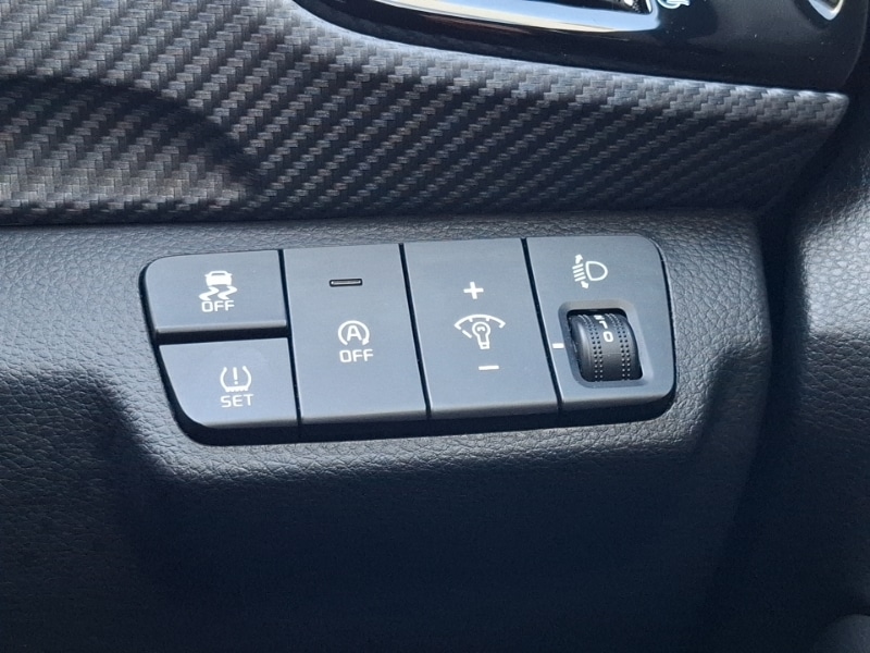 Used Kia Stonic 2023 for sale - 77898123: Photo 16