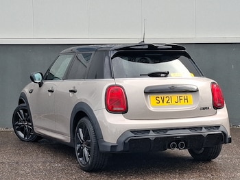Used MINI Hatch 2021 for sale - 79570048: Photo