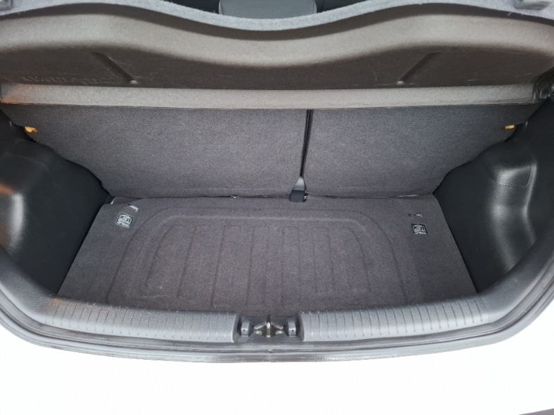 Used Hyundai i10 2018 for sale - 76722015: Photo 8