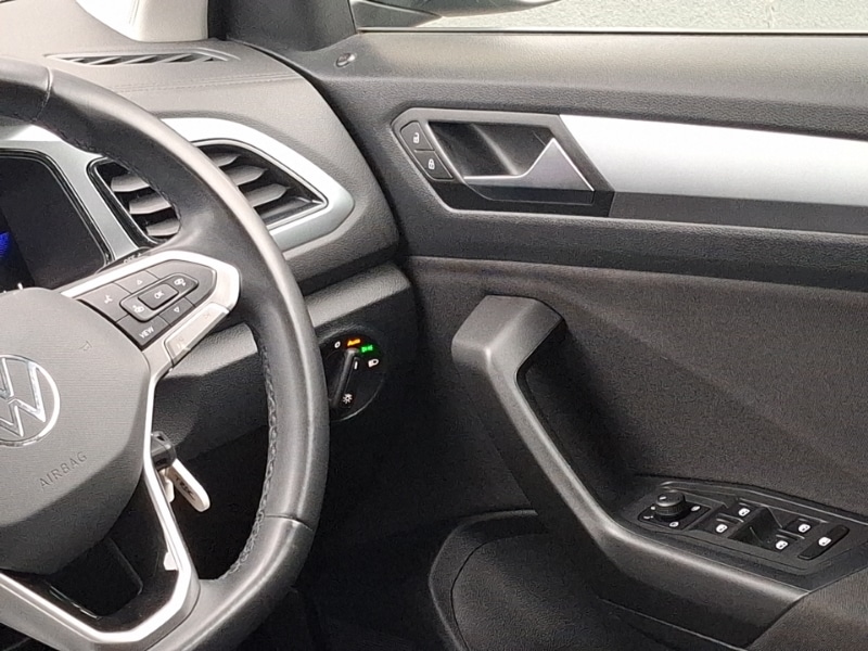 Used Volkswagen T-Roc 2022 for sale - 76907094: Photo 11