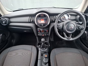 Used MINI Hatch 2019 for sale - 79466506: Photo
