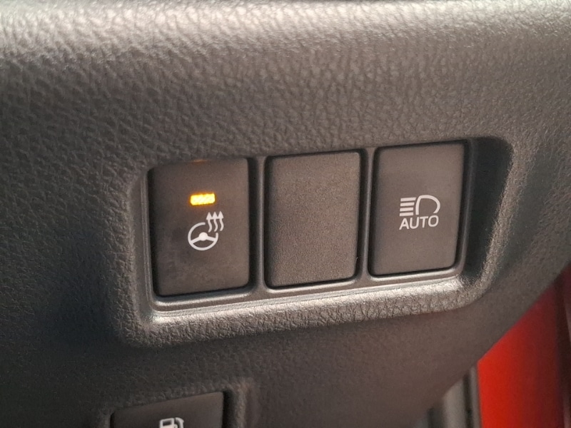 Used Toyota C-HR 2020 for sale - 76478960: Photo 18