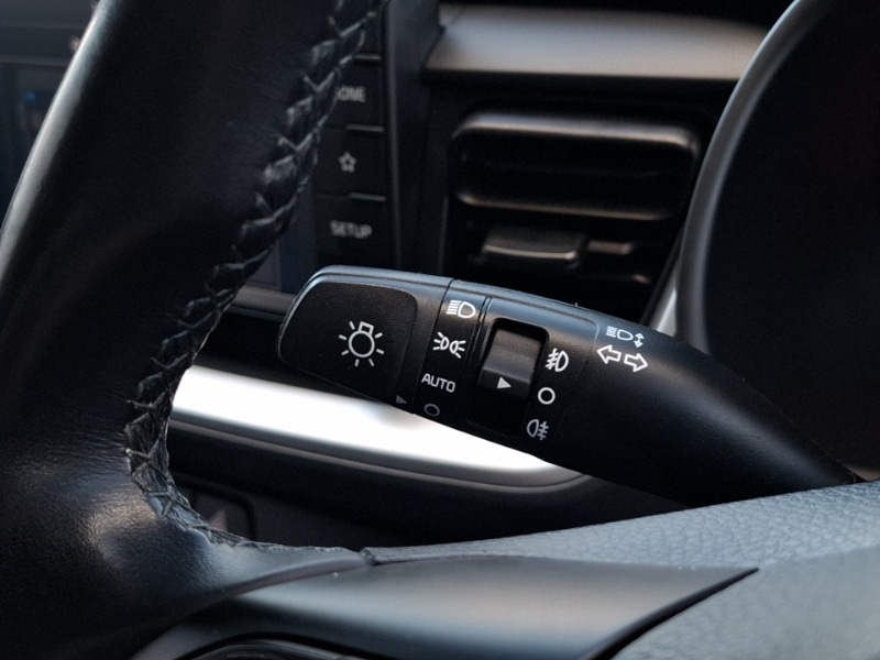 Used Kia Stonic 2018 for sale - 77837728: Photo 17