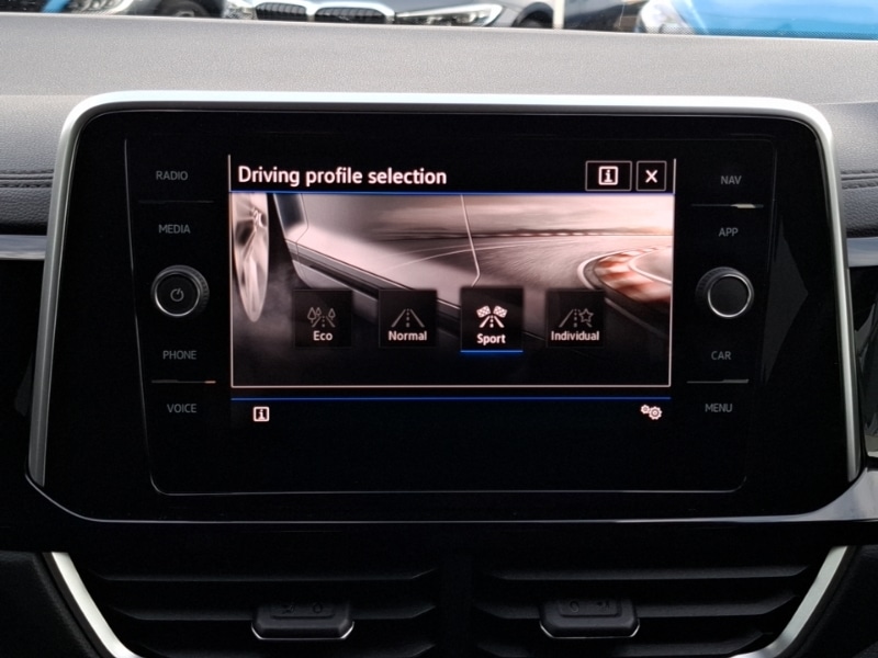 Used Volkswagen T-Roc 2022 for sale - 76629218: Photo 16