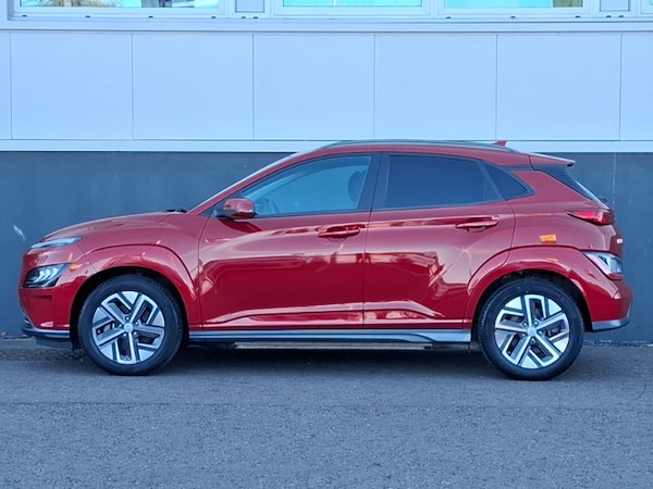 Used Hyundai KONA 2022 for sale - 76282328: Photo 4