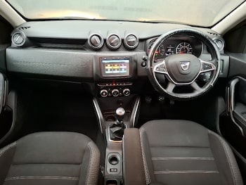 Used Dacia Duster 2020 for sale - 77478359: Photo