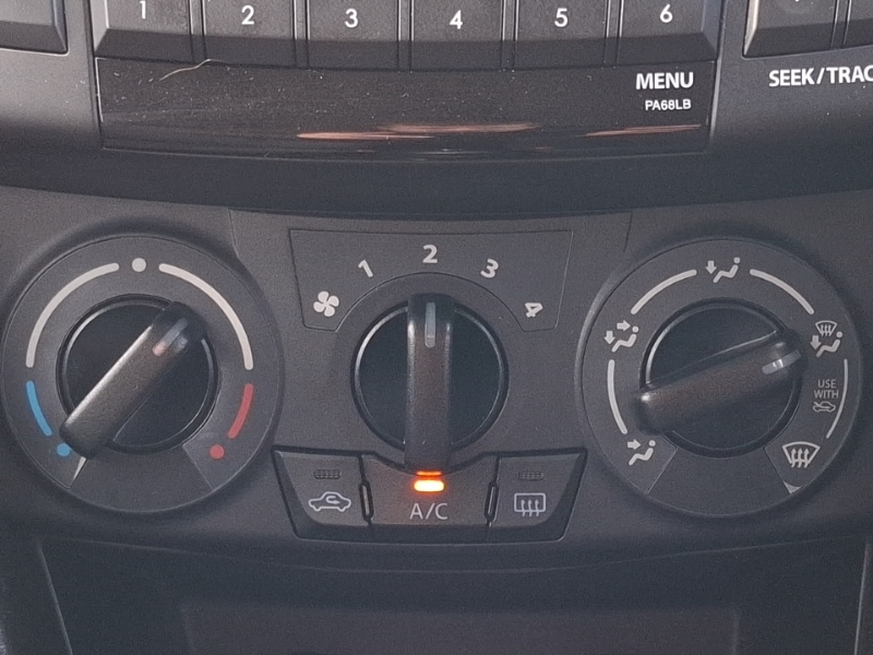 Used Suzuki Swift 2013 for sale - 78113130: Photo 14