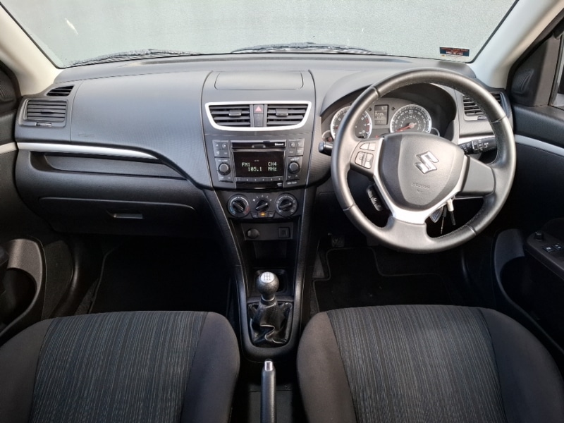 Used Suzuki Swift 2013 for sale - 78113130: Photo 2