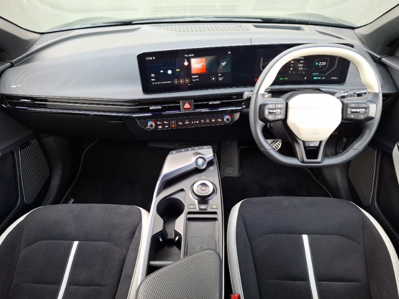 Used Kia EV6 2024 for sale - 76414806: Photo 2