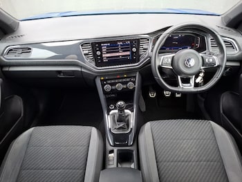 Used Volkswagen T-Roc 2019 for sale - 76269279: Photo