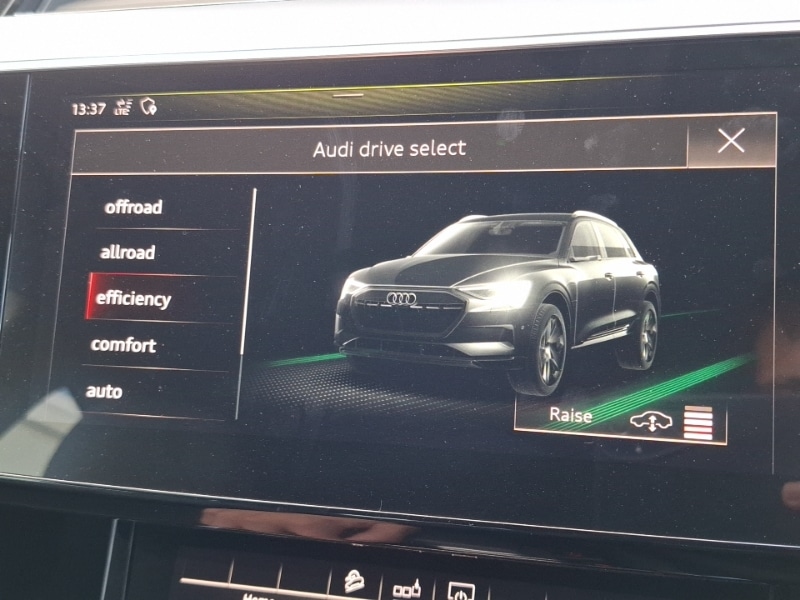 Used Audi e-tron 2020 for sale - 76150802: Photo 16