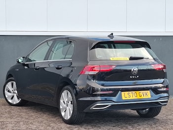 Used Volkswagen Golf 2020 for sale - 76925075: Photo