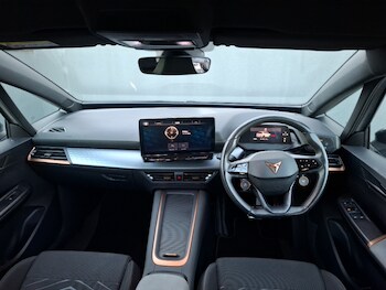 Used Cupra Born 2024 for sale - 76233603: Photo 2