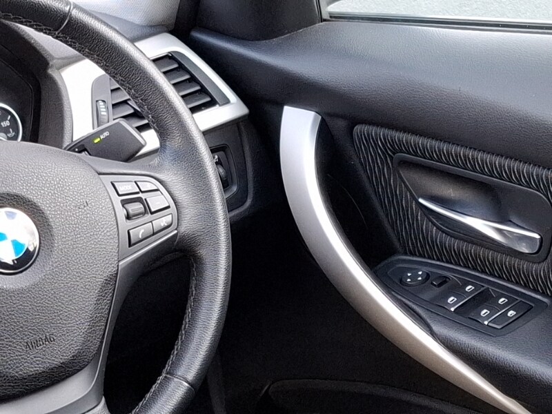 Used BMW 3 Series 2017 for sale - 78113132: Photo 11