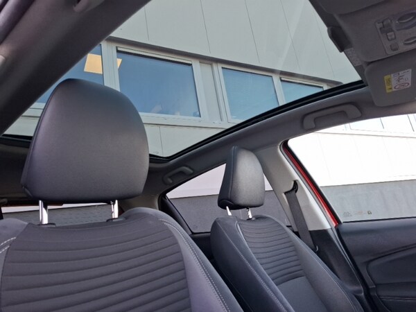 Used Toyota Yaris 2016 for sale - 76233336: Photo 12