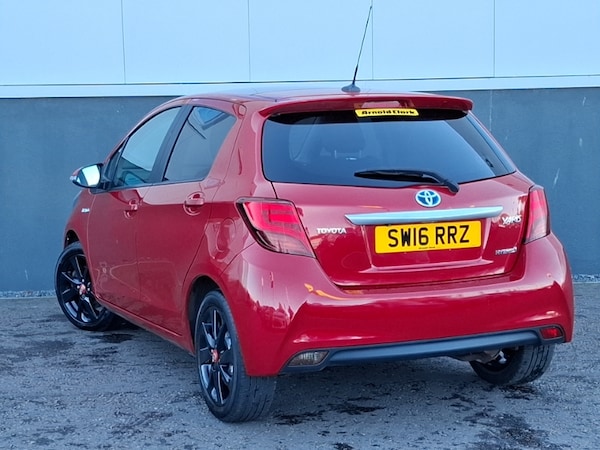 Used Toyota Yaris 2016 for sale - 76233336: Photo 3