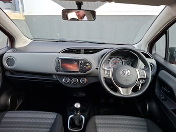 Used Toyota Yaris 2017 for sale - 78151679: Photo