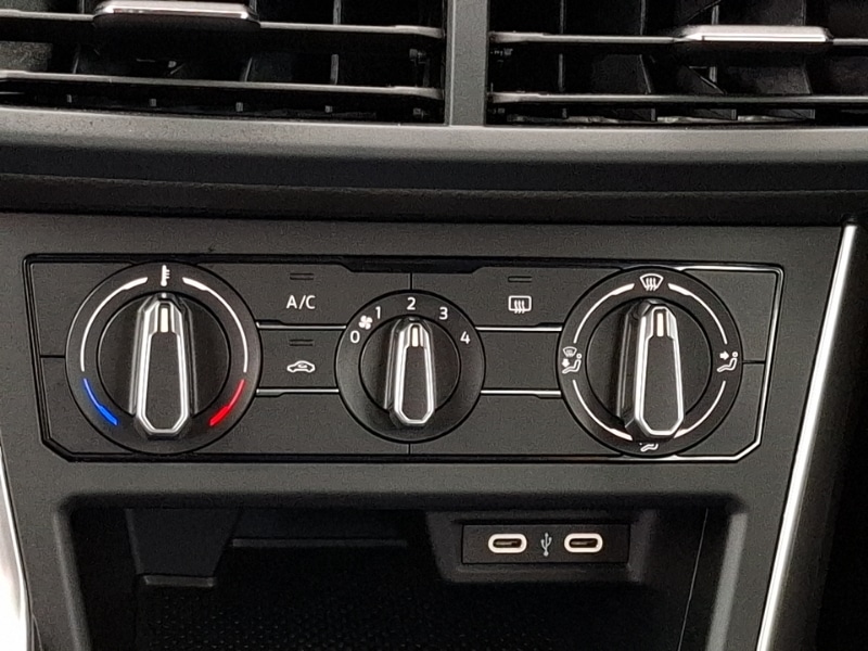 Used Volkswagen Polo 2023 for sale - 77108094: Photo 10