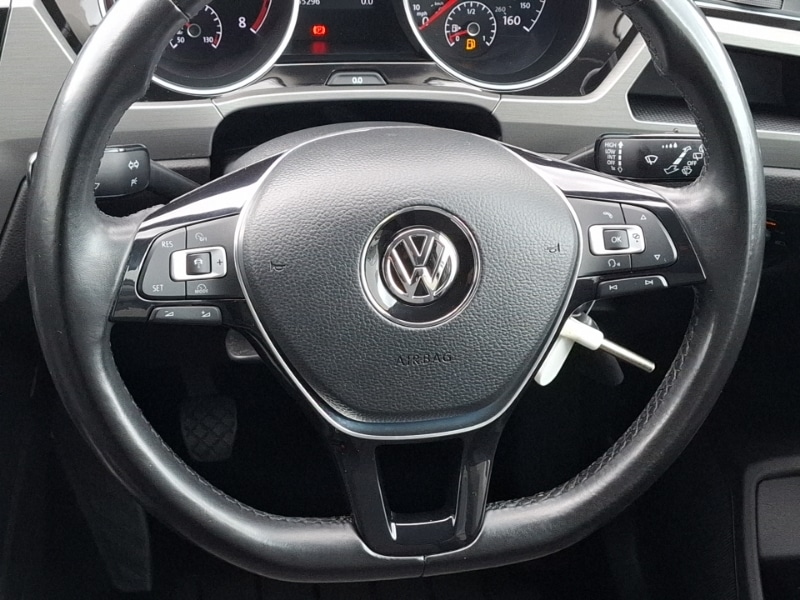 Used Volkswagen Touran 2018 for sale - 77999734: Photo 16