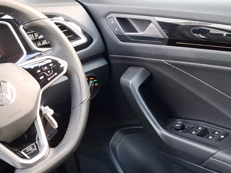 Used Volkswagen T-Roc 2022 for sale - 76556098: Photo 11