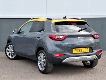 Used Kia Stonic 2023 for sale - 78833765: Photo