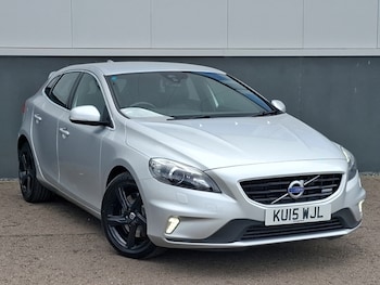 Used Volvo V40 2015 for sale - 78298215: Photo