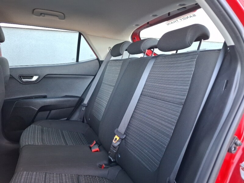 Used Kia Stonic 2018 for sale - 77731857: Photo 6