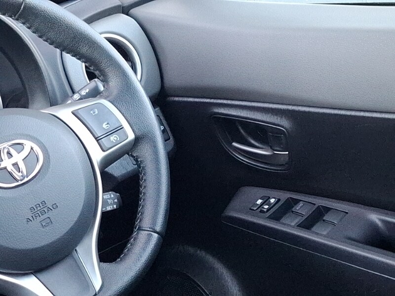 Used Toyota Yaris 2014 for sale - 77569241: Photo 11