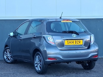 Used Toyota Yaris 2014 for sale - 77569241: Photo