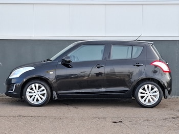 Used Suzuki Swift 2013 for sale - 78695010: Photo