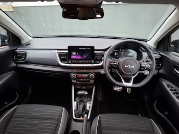 Used Kia Stonic 2025 for sale - 76269280: Photo