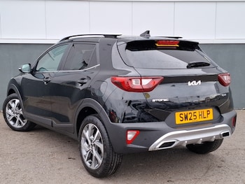 Used Kia Stonic 2025 for sale - 76269280: Photo