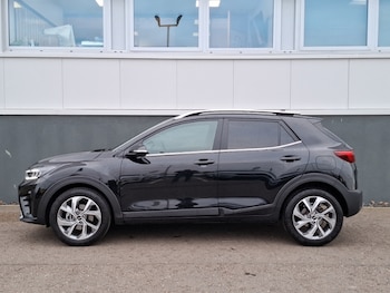 Used Kia Stonic 2025 for sale - 76269280: Photo
